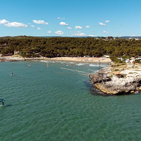Villaggio Camping Punta Lunga В'єсте Екстер'єр фото