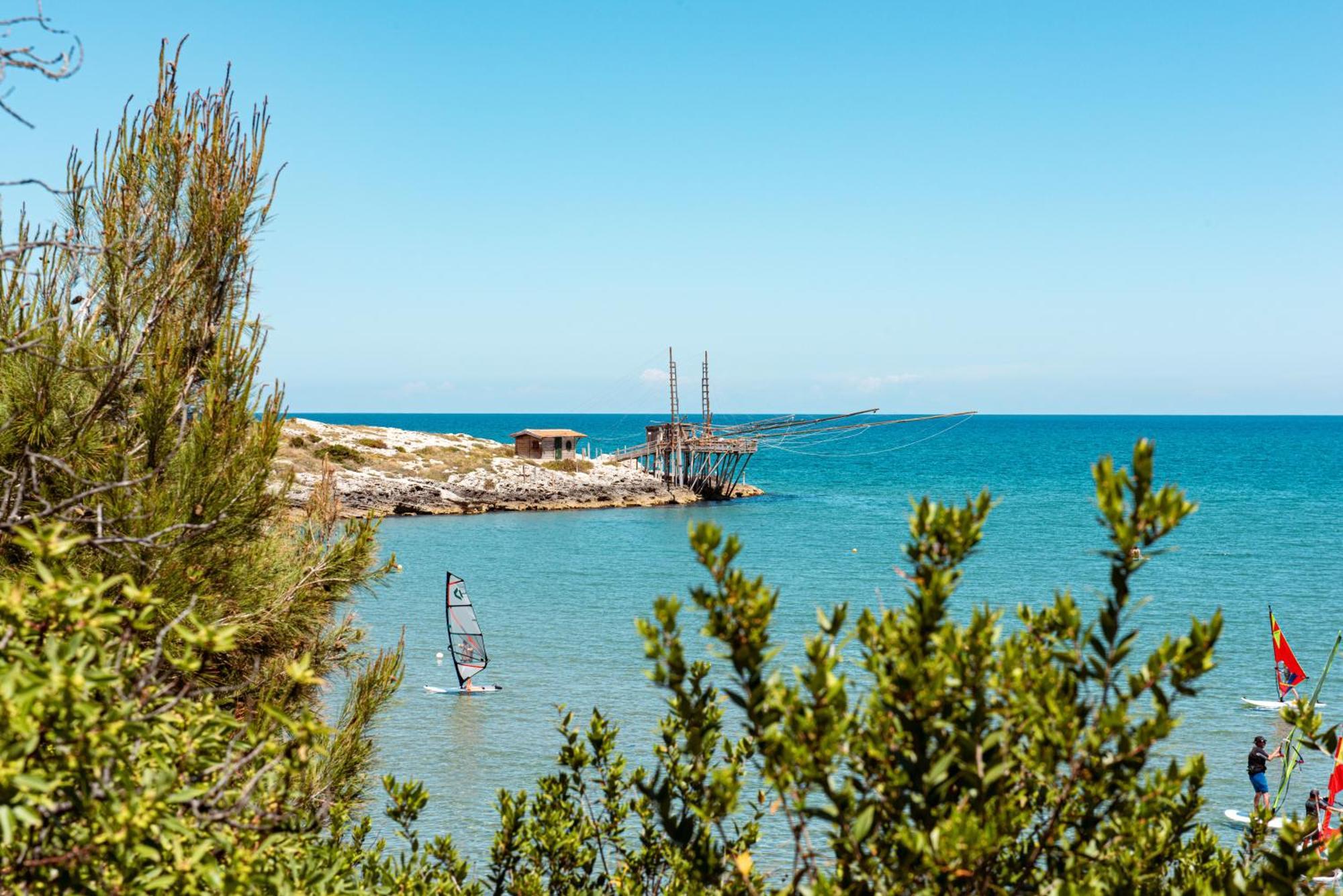 Villaggio Camping Punta Lunga В'єсте Екстер'єр фото