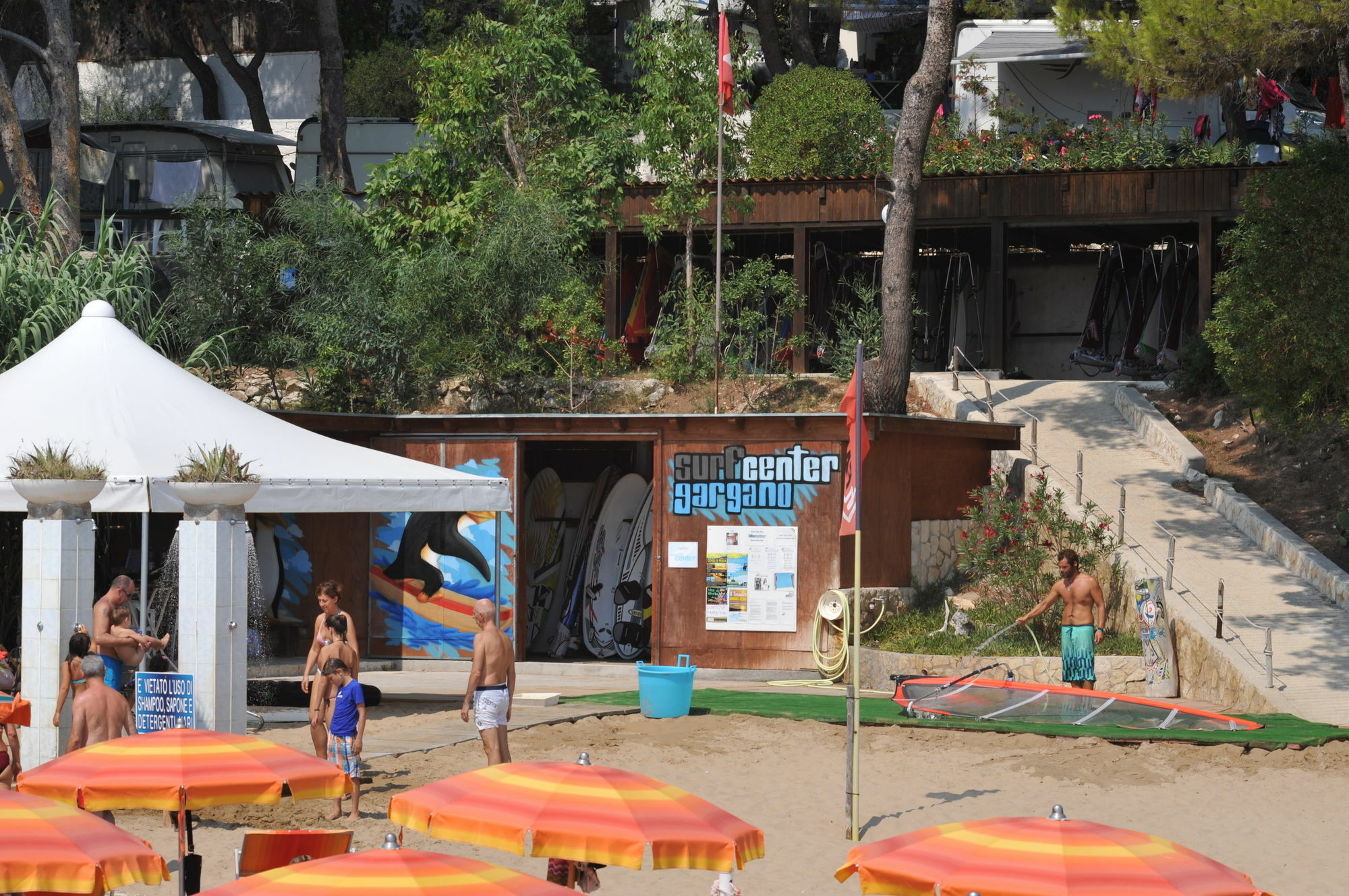 Villaggio Camping Punta Lunga В'єсте Екстер'єр фото