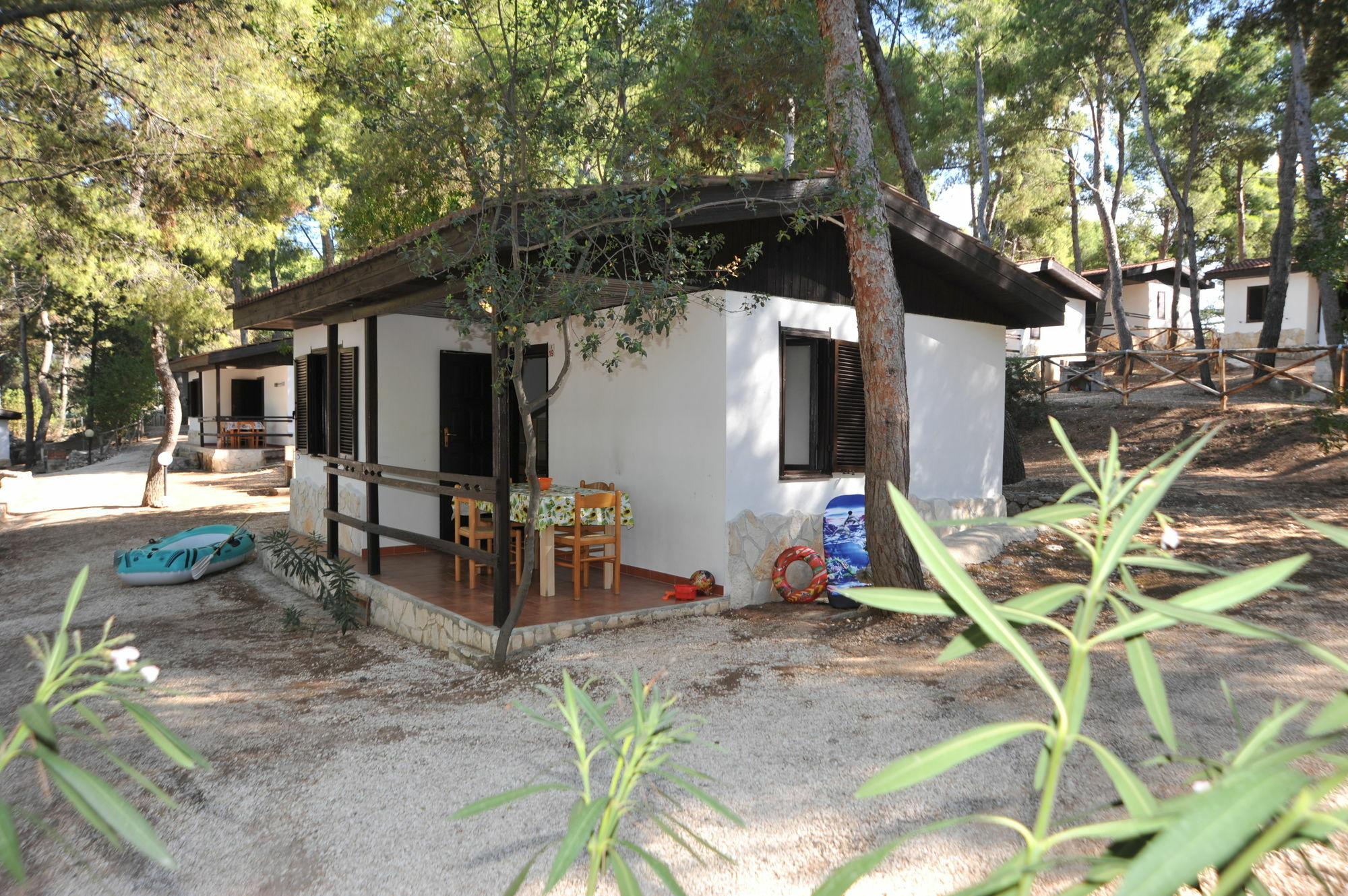 Villaggio Camping Punta Lunga В'єсте Екстер'єр фото